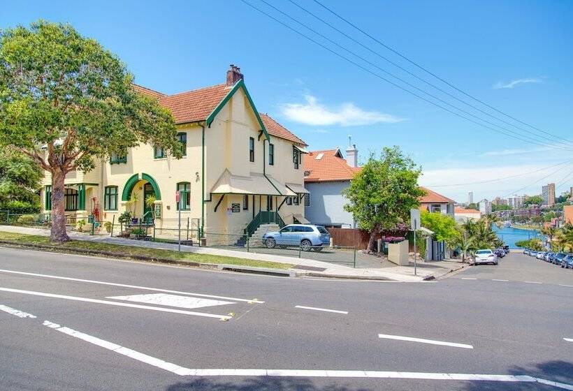 هتل Neutral Bay Lodge