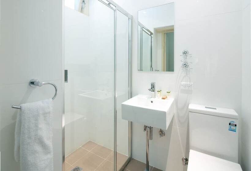 هتل Neutral Bay Lodge