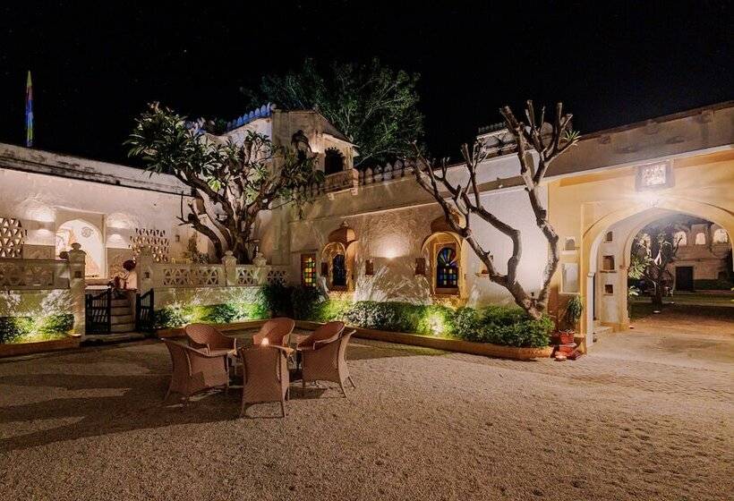 فندق Rawla Narlai