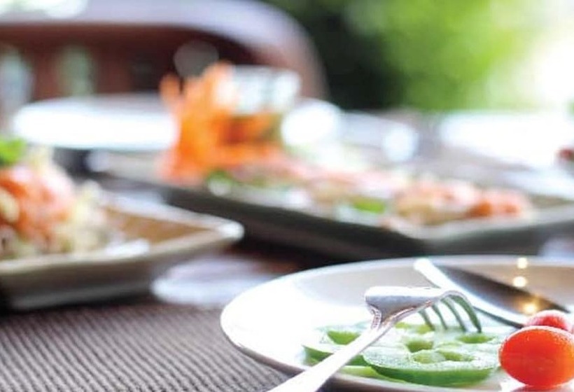 בית מלון כפרי Rayong City