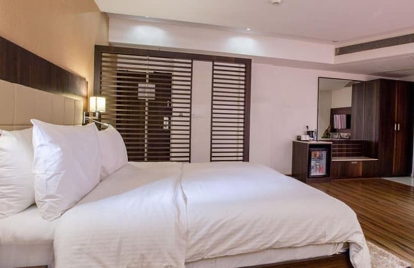 ホテル Regenta Central Harimangla