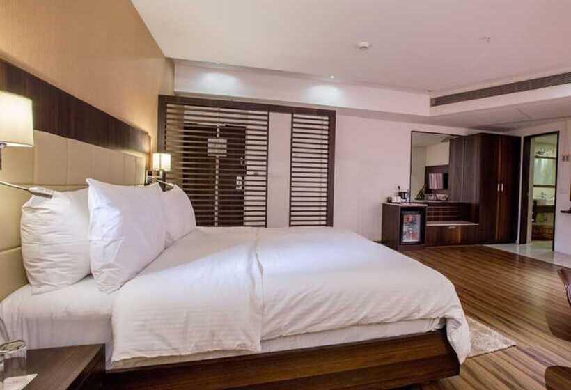 ホテル Regenta Central Harimangla