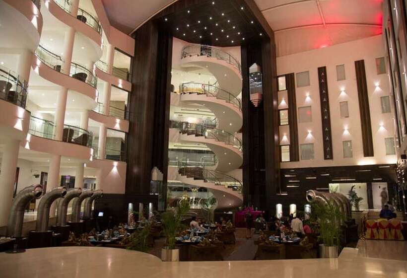 ホテル Regenta Central Harimangla