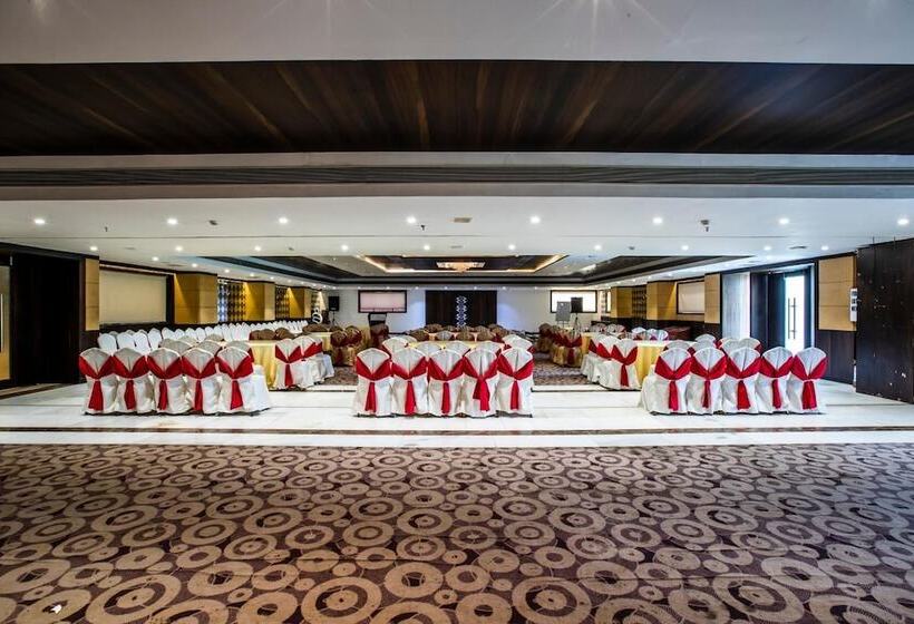 ホテル Regenta Central Harimangla