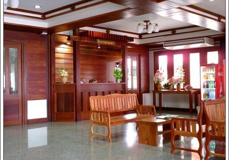 Riverfront Hotel Mukdahan