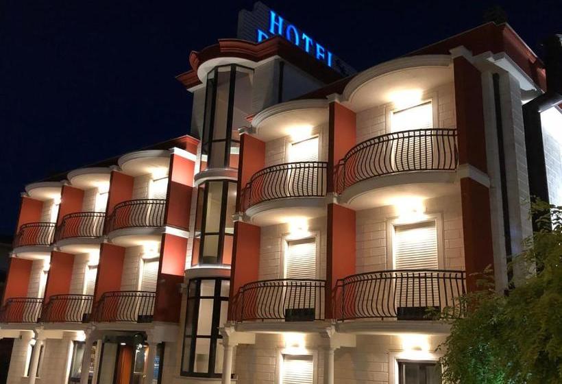 酒店 Ristorante Rossemi