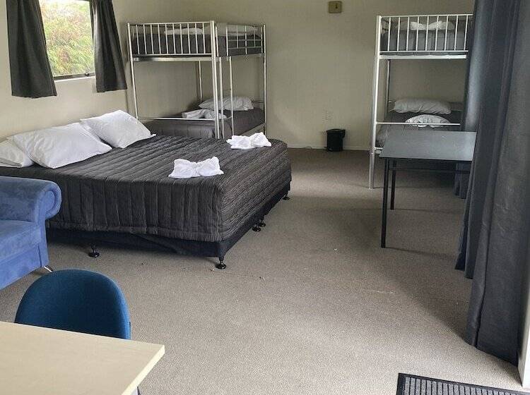 Отель Rotorua Thermal Holiday Park