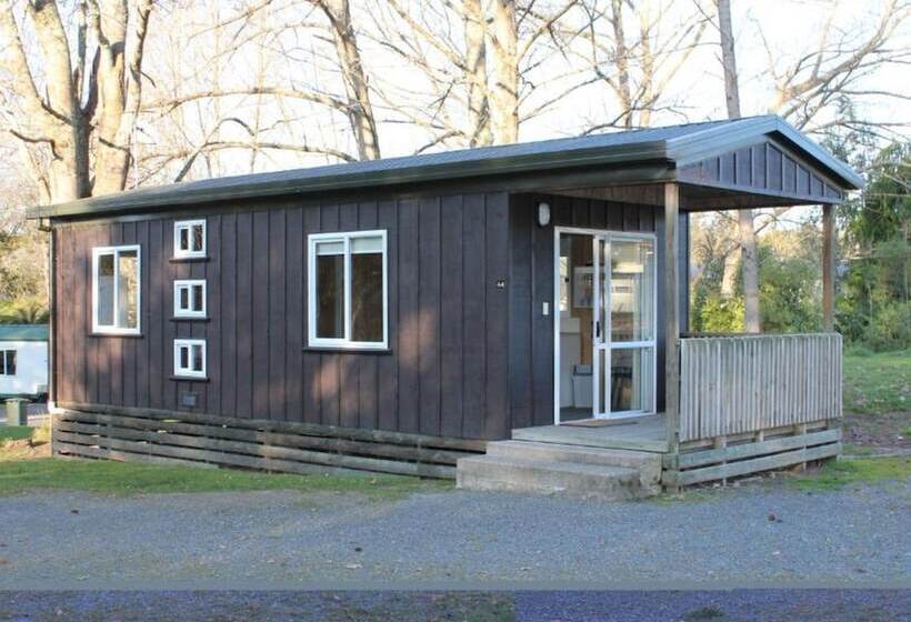 Отель Rotorua Thermal Holiday Park