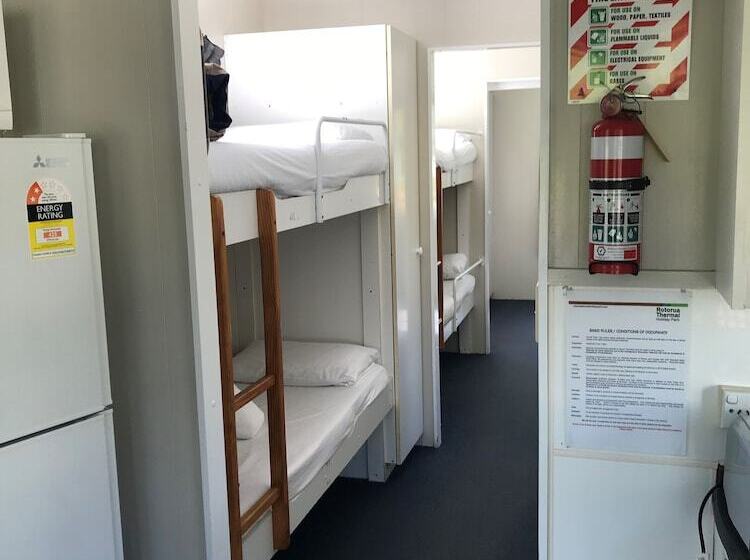 Отель Rotorua Thermal Holiday Park