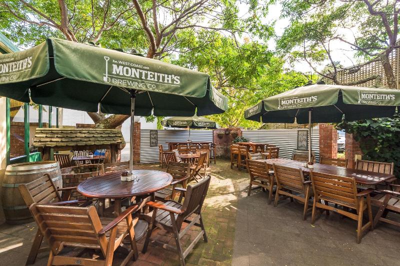 בית מלון כפרי Rutland Arms Inn