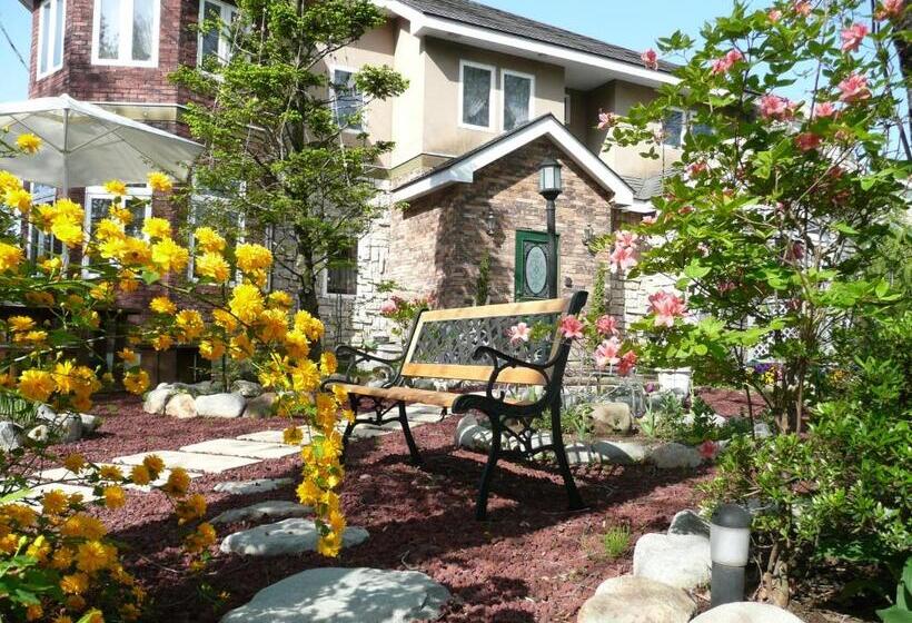 בית מלון כפרי Scotch Court