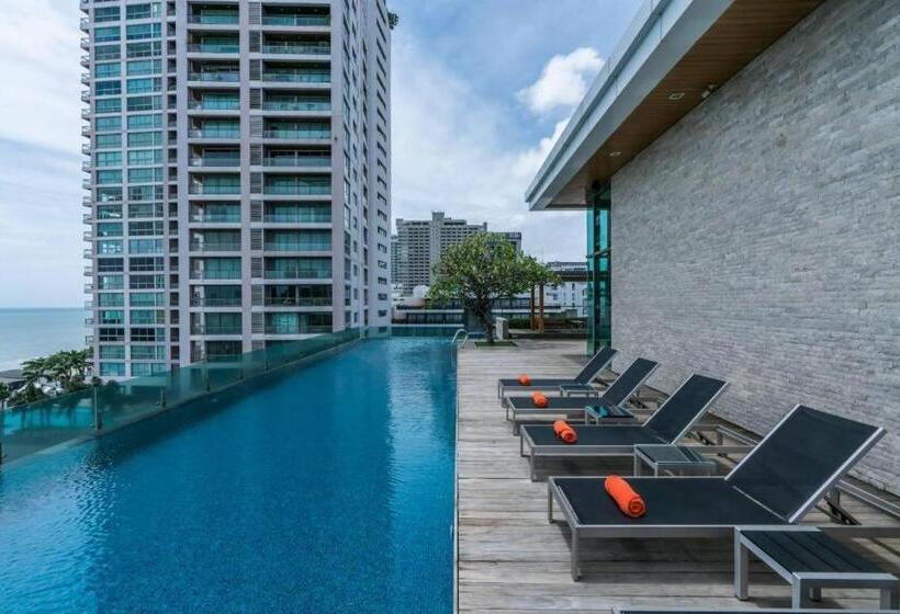 هتل Seven Zea Chic