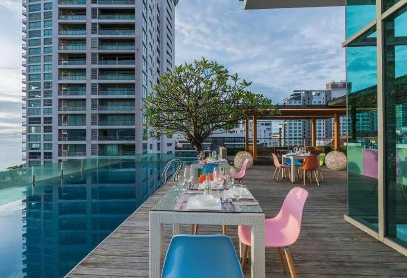 هتل Seven Zea Chic