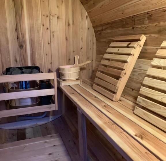 בית מלון כפרי Snowman Lodge And Spa