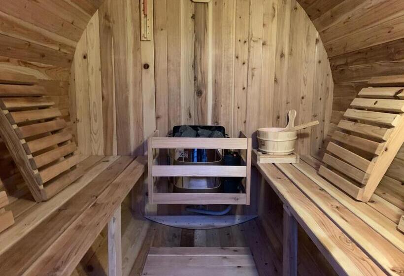 בית מלון כפרי Snowman Lodge And Spa