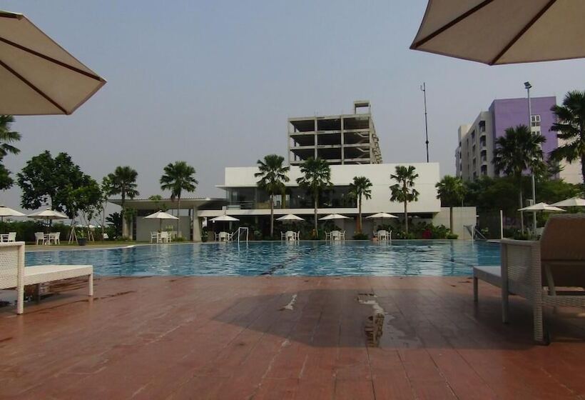 هتل Swift Inn Aeropolis Airport