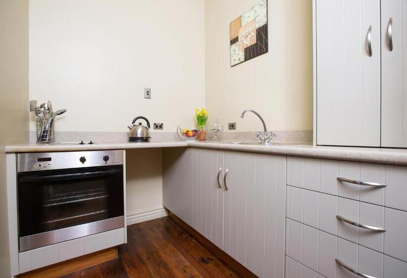 בית מלון כפרי Tairoa Lodge