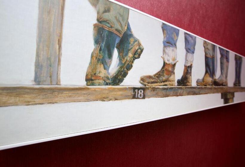 בית מלון כפרי Tairoa Lodge