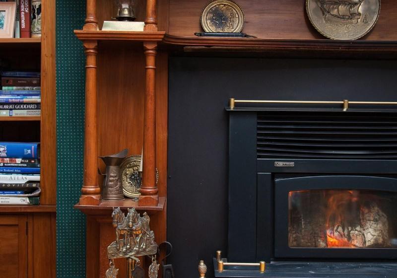 בית מלון כפרי Tairoa Lodge