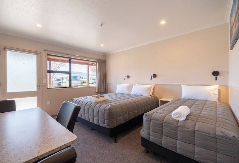 Te Anau Top 10 Holiday Park And Motels