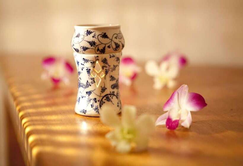 فندق Terrace Garden Mihama Resort