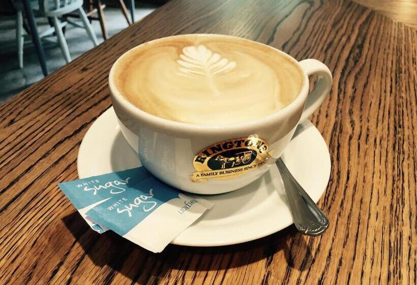 ホテル The Dyvels Inn