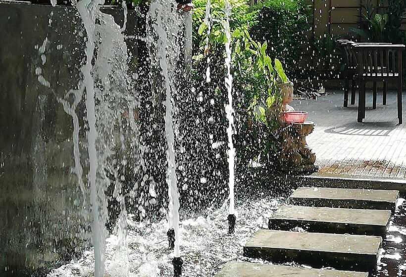 בית מלון כפרי The Legacy