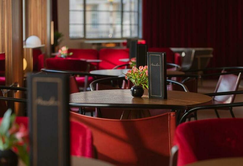 호텔 The Level At Melia White House