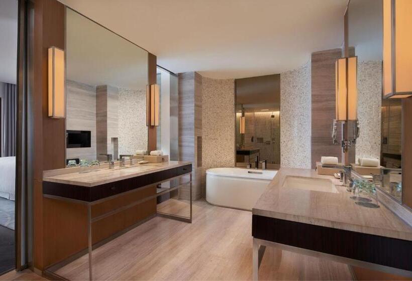 בית מלון כפרי The Westin Haikou