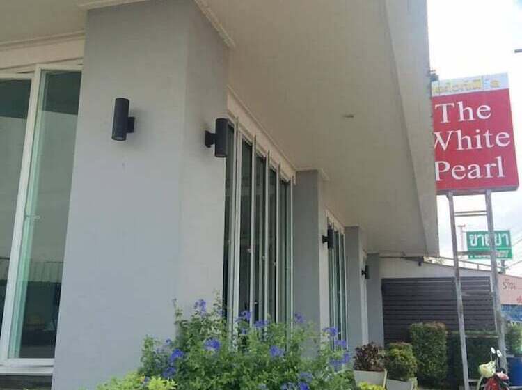 فندق The White Pearl