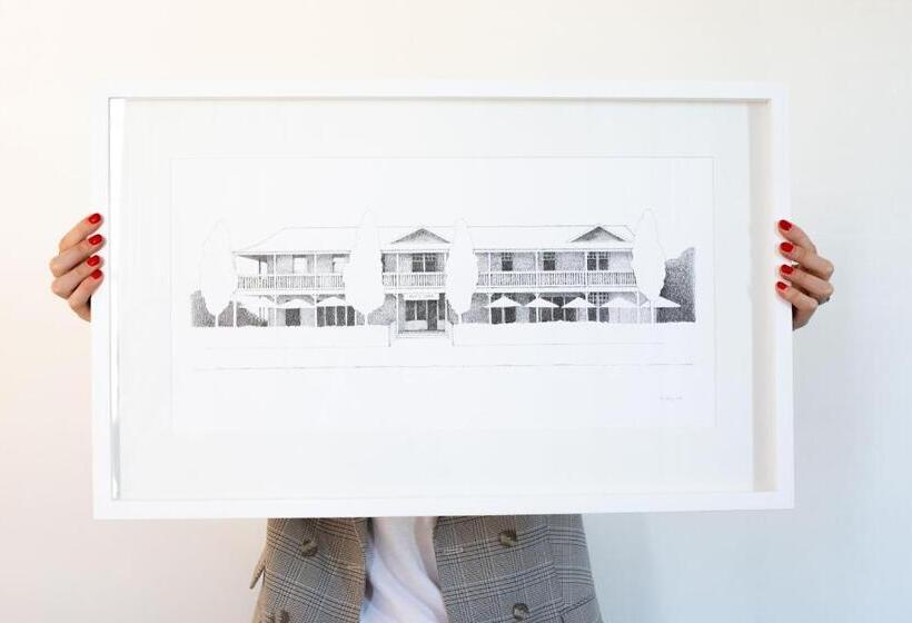 בית מלון כפרי The White Swan