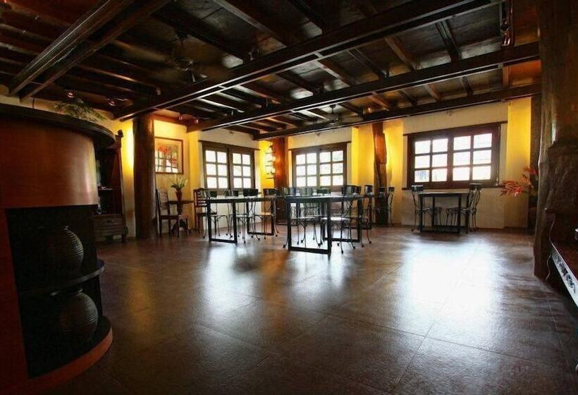 فندق Travelbee Heritage Inn