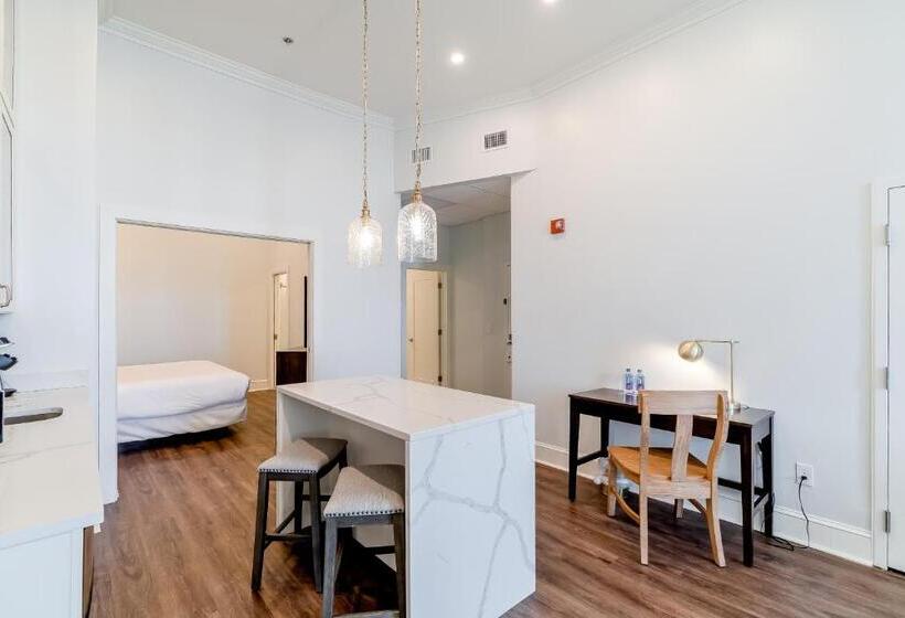 فندق Chateau Renault