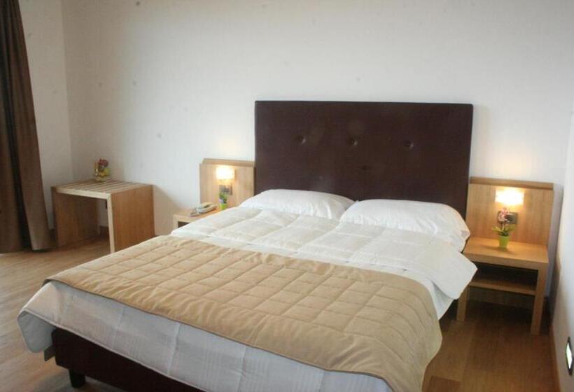 בית מלון כפרי Villa Eva