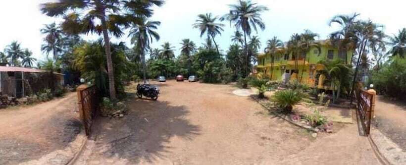 בית מלון כפרי Wavelet Beach Resort