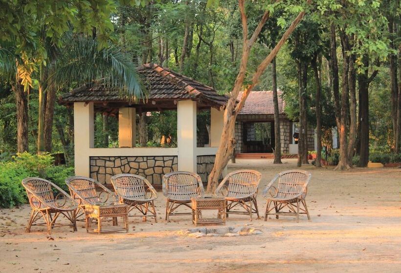 בית מלון כפרי Wild Chalet Resort