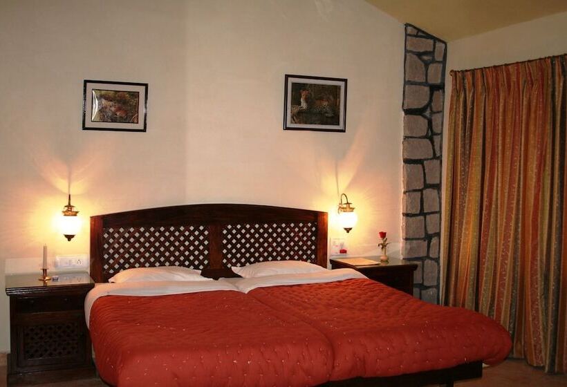 בית מלון כפרי Wild Chalet Resort