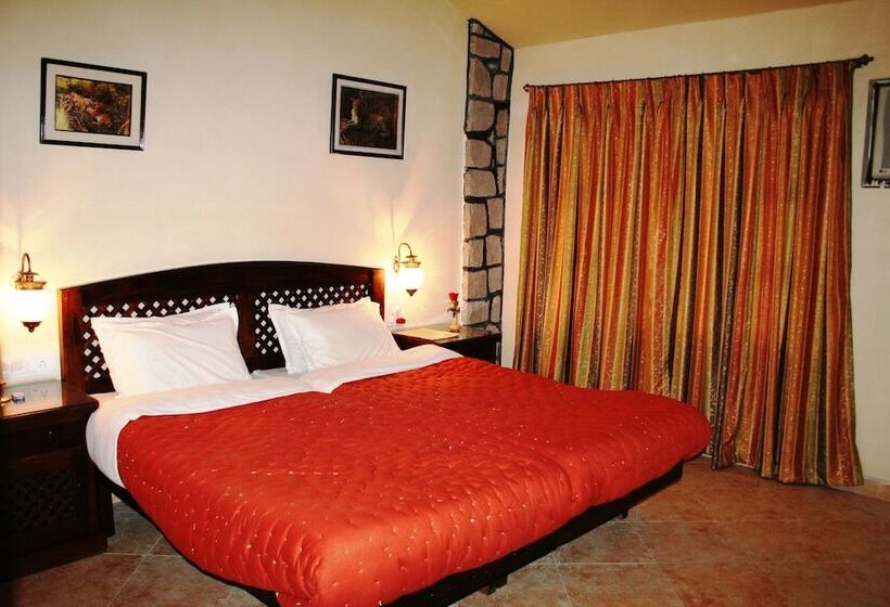 בית מלון כפרי Wild Chalet Resort