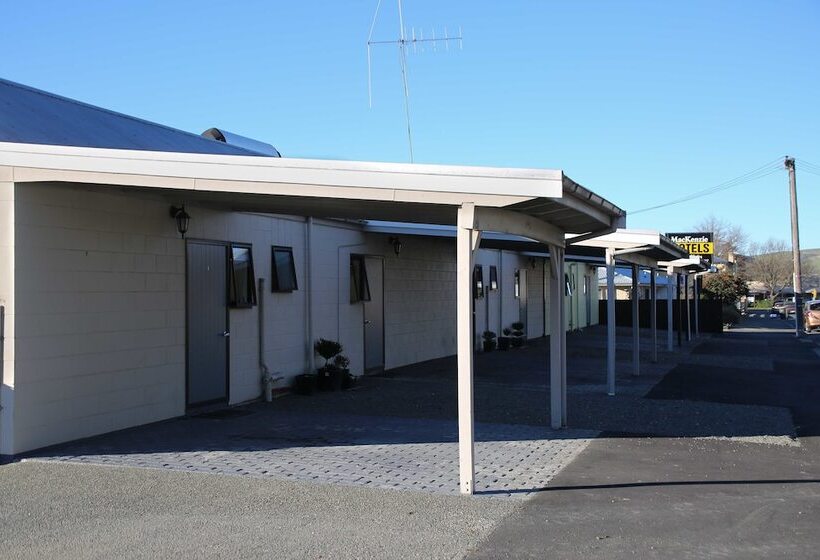 Mackenzie Motels