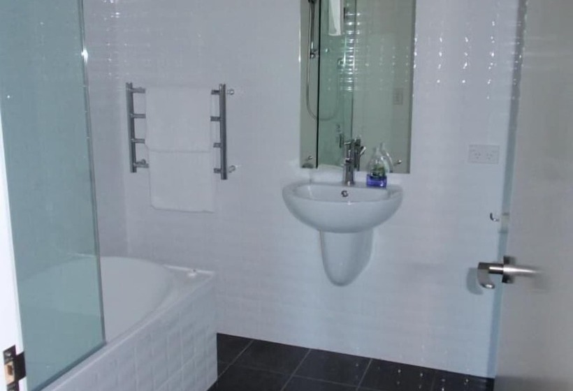 Marinaview Apartments