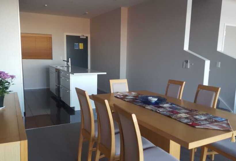 Marinaview Apartments