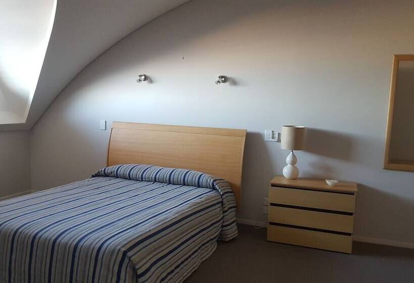 Marinaview Apartments