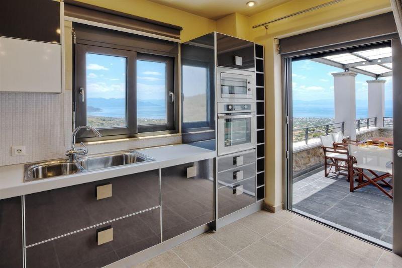 Marini Luxury Apartments And Suites