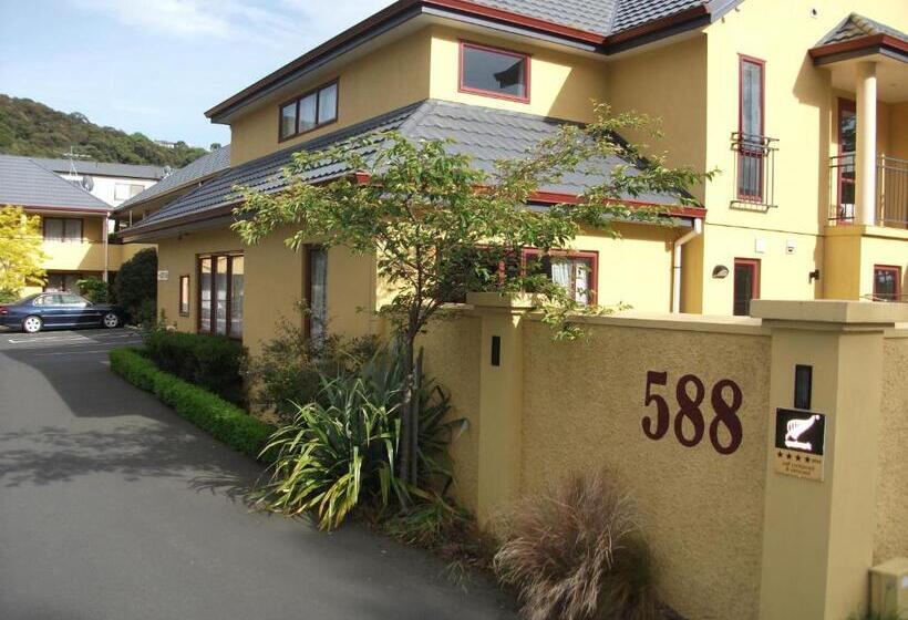 汽车旅馆  Alhambra Oaks Motor Lodge