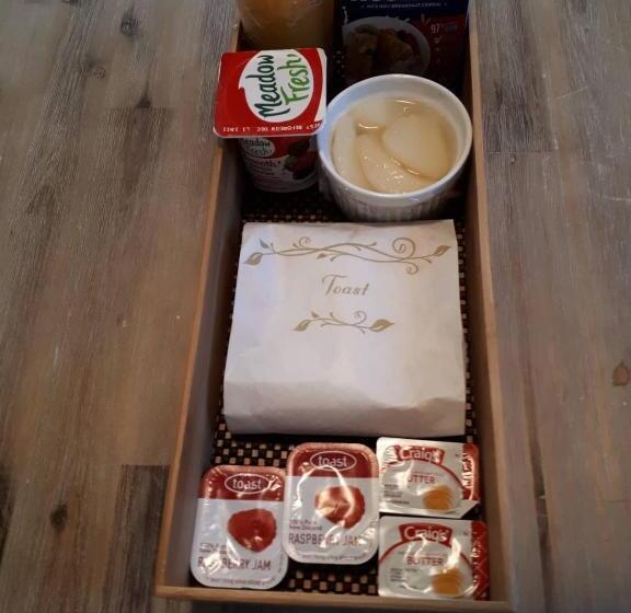 汽车旅馆  Alhambra Oaks Motor Lodge