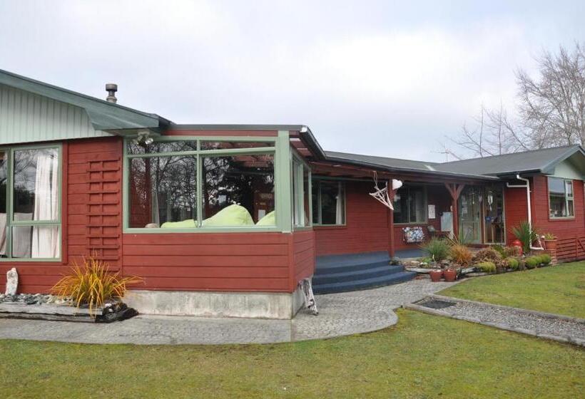 مُتل Birchwood Cottages