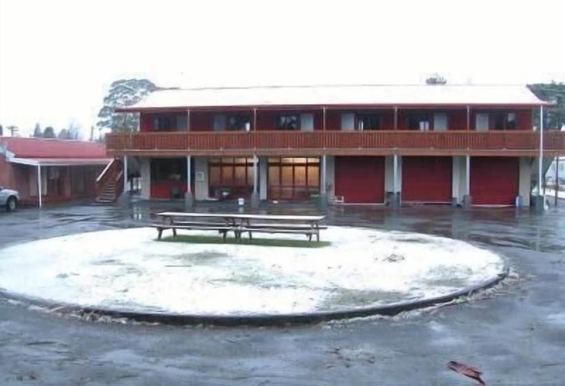 Мотель Canoe Safaris Lodge