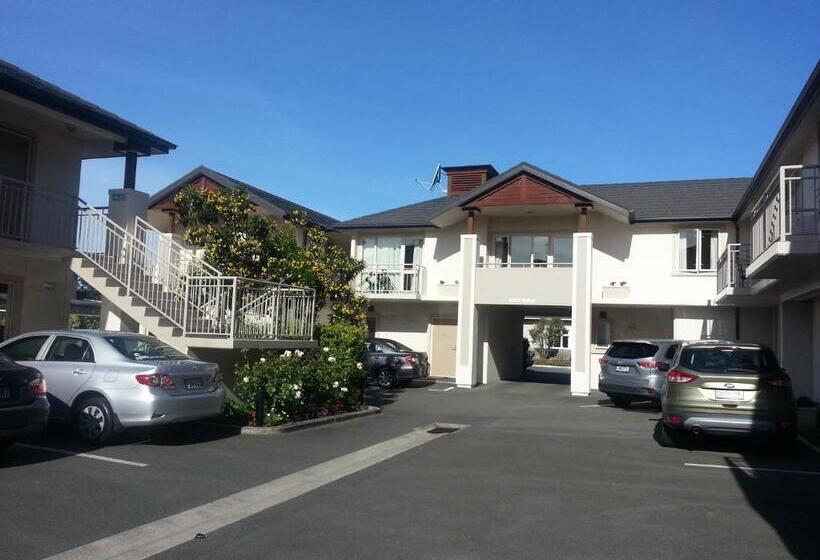 汽车旅馆  Cedar Grove Motor Lodge