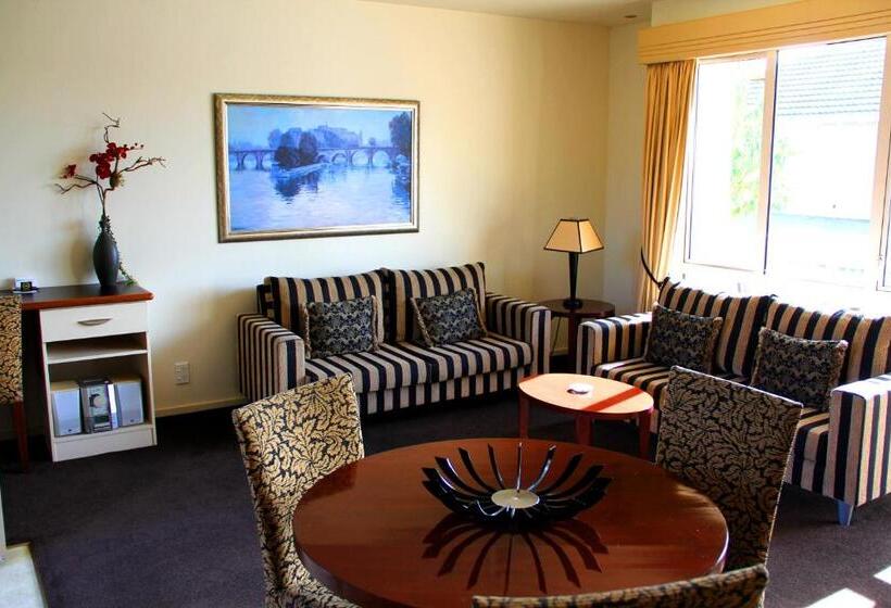 汽车旅馆  Cedar Grove Motor Lodge