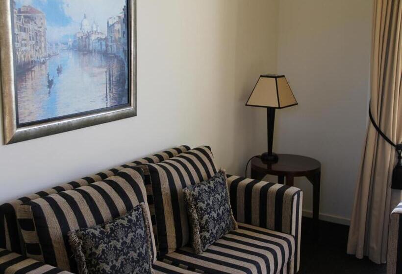 汽车旅馆  Cedar Grove Motor Lodge